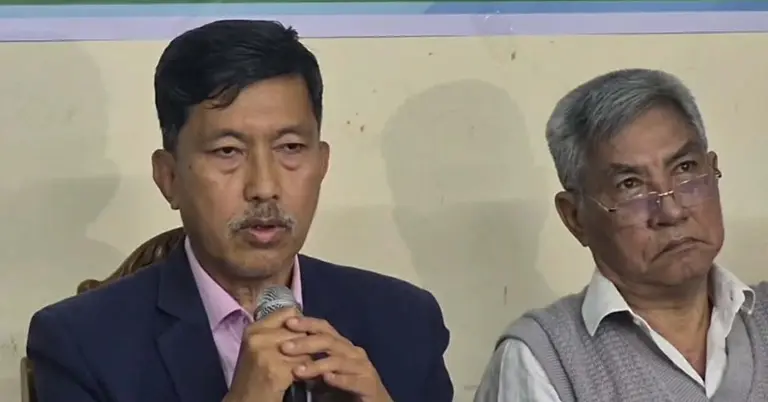 সংবাদ সম্মেলনে কথা বলছেন দীপেন দেওয়ান